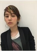 カジュアルタイトショート
