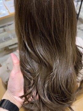 アース オーセンティック 三鷹店(EARTH Authentic) ブリーチなしベージュカラー