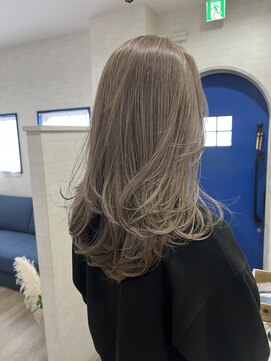 シェミール(CHEMIR) パールベージュ/レイヤーカット