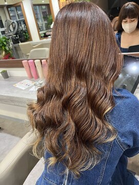 アミー 銀座(Ammy) #コテ巻き風パーマ #パーマロング#韓国風パーマ#デジタルパーマ