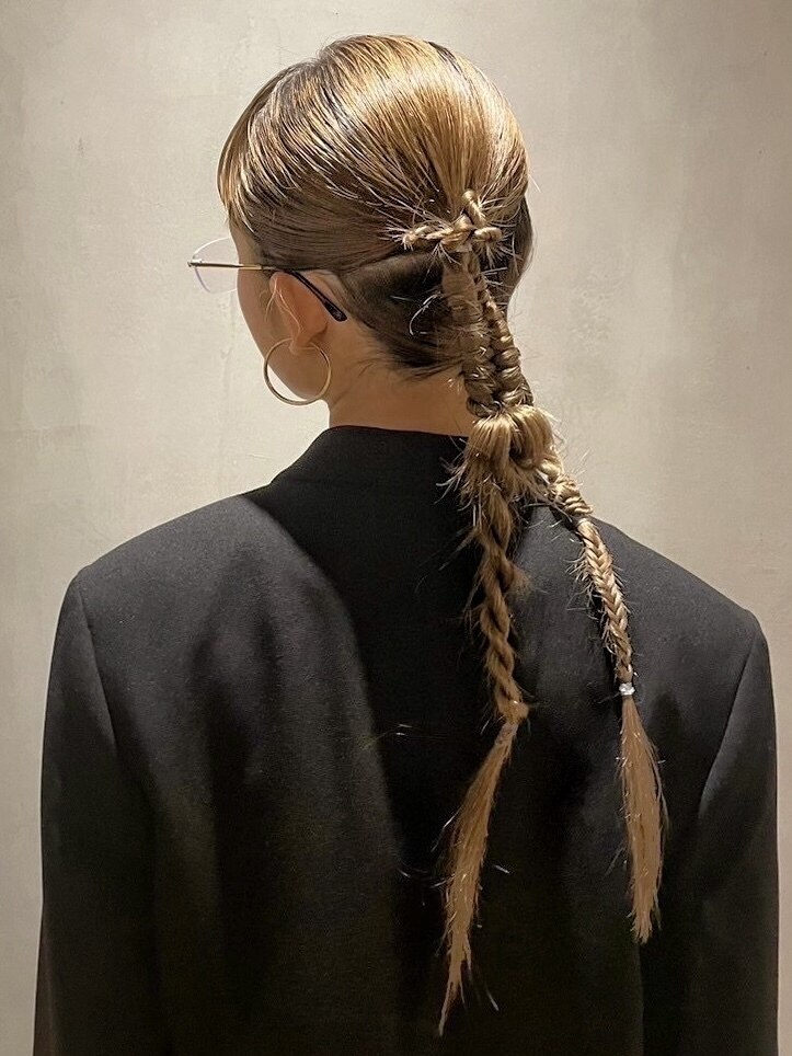 mist：Yoko〕ツインテール/個性派アレンジ/フィガーエイト#300