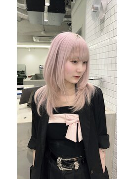 モニカ 原宿店(MONIQA) ホワイトピンク