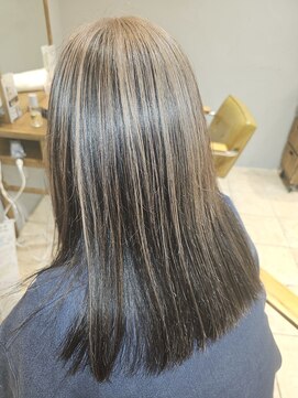 ネオリーブアーチ 武蔵小山店(Neolive arch) アンブレラカラー ホワイトベージュ 武蔵小山