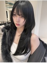 マインバイアフロートギンザ(MYNE by AFLOAT GINZA)&nbsp;小顔なバタフライレイヤー【ハッシュカット】