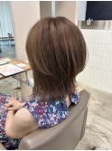 ミディアムレイヤー/ショートヘア/30代40代50代60代