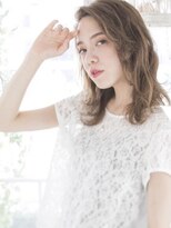 マカナ(MAKANA)&nbsp;愛され艶髪♪ミディアムアレンジスタイル