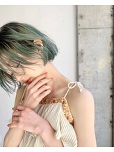 ビビト(bibito) bibito color ペールグリーン　ラフパーマ　ボブ