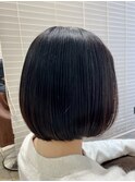 コンパクトボブ/襟足の浮きを抑える技法が○