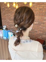 ルーチェ(Luce) ミディアムの長さでも出来る編みおろしアレンジ