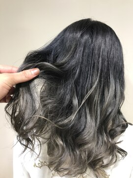 アズール 草加(azule) グラデーションカラー グレージュ