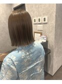 ブラウンベージュ