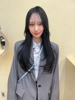 スニュウ(snuw)&nbsp;【snuw mina】レイヤーカット/顔まわりカット/透明感カラー/伏見