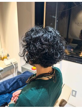 リラエ(Lyrae) くせ毛を活かすカット/髪質改善/美髪カラー【大阪/西梅田】