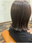 外ハネスタイル
