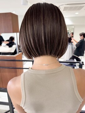 ジル ブラン 福岡(JIL BLAN) ボブ/ショートカット/レイヤーカット/白髪ぼかし/ハイライト