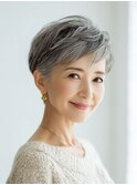 50代からのグレーベージュショート