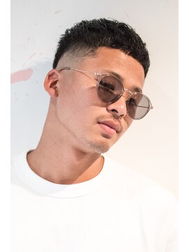 メリケンバーバーショップ コウベ(MERICAN BARBERSHOP KOBE) クロップテクノセミウェットショート