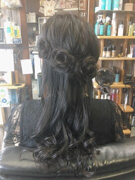 オーバーキャプテンネイキッド(OVER CAPTAIN NAKED) 可愛い!!お花ハーフアレンジ