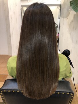 アコンプリッシュ 代官山 恵比寿(accomplish) プラチナミネコラ