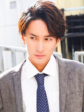 アフロート ディル(AFLOAT D'L) イケメン黒髪モテるネープレスショート流行モテ髪マッシュ束感