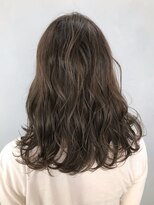 アイティー バイ アルバム 浦和店(IT by ALBUM)&nbsp;グレージュ_オリーブカラーセミウェットウェーブ_ba244301