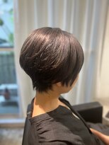 小顔ショートボブ丸みショート×パープルブラック白髪ぼかし