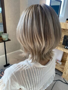 リ ランド(RE:LAND) ウルフ×ホワイトベージュ