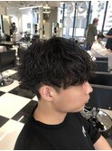 波巻きマッシュ(波巻きパーマ刈り上げツーブロック黒髪)