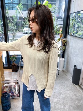 フィーカ(Fiika) パーマ/レイヤーカット/レイヤー【肥後橋】