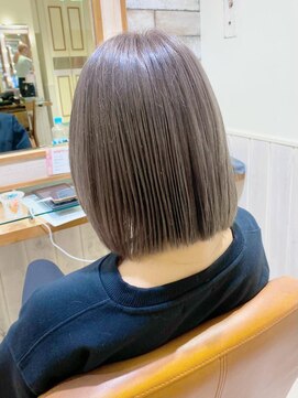 ネオリーブ クタ 町田店(Neolive kuta) 【Neolivekuta】グレージュカラー【町田】