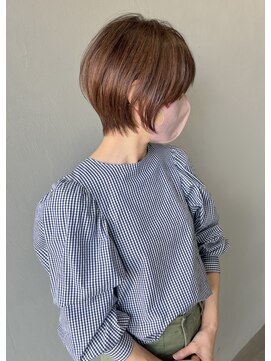 モノトーン(MONOTONE) 丸みショート