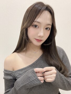 ミニョン(& mignon) お顔周りカット/マットベージュ