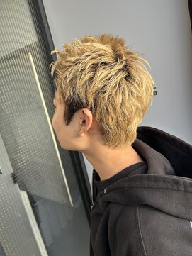 アノ(Ano.) ハイトーン×スパイキーショート