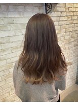 クロエ バイ ラヴィズム 新潟ビルボードプレイス2店(CLOE by LUVISM)&nbsp;大人ゆる巻ウェーブスタイル