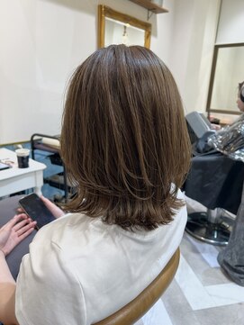 ロンドアベニール 北千住(Lond avenir) 髪質改善縮毛矯正レイヤーカット顔周り前髪韓国ミニウルフ北千住