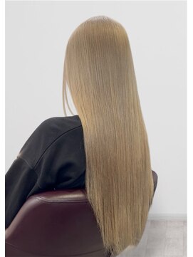 モア(moa) ブロンドベージュ