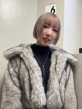 バド(Bud) ホワイトベージュ