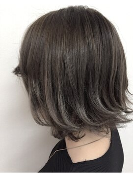 マジックスファクトリー(magics factory) 大人気グレージュカラー