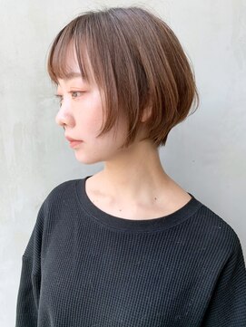 アルバム 銀座(ALBUM GINZA) ナチュラルショート_スリークボブ厚めバングローライト_ba289182