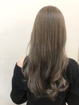 マカロンコワフュールドウシワカマル(macaron coiffure de ushiwakamaru) 艶ベージュ