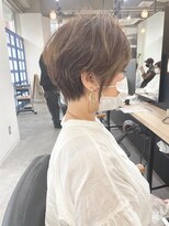 ジーニー 横浜(giinii)&nbsp;giinii横浜_大人美人_ミアショート_ラテベージュ@ryota_hair