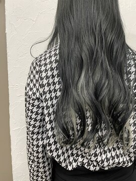 ネオリーブ シュシュ 神保町店(Neolive susu) アッシュグレイ