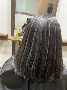 アムール(Amour) 白髪ぼかしハイライト/