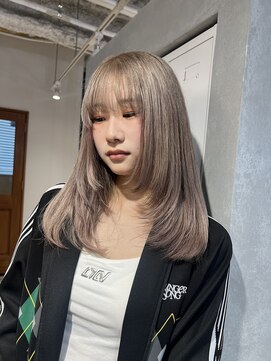 エイトデイズ 三宮駅前店(EIGHT days) whitebeige layercut