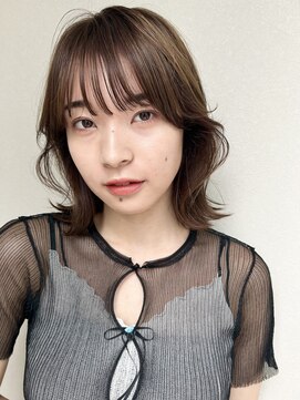 ノラギンザユー(NORA GINZA/U) 顔まわりカットフェイスレイヤー後れ毛カットミディアムレイヤー