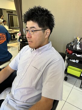 アイズ 海老名(AIZU) スパイキーショート ベリーショート メンズショート 眉毛