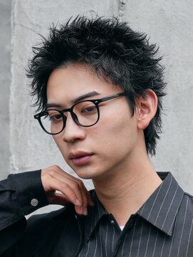 テン 心斎橋(tenn.) 心斎橋スパイキーショートビジネスヘアフェザーショートパーマ