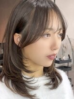 ビューエヒメ(VIEW EHIME)&nbsp;小顔黒髪レイヤーカット×アッシュカラー20代30代40代