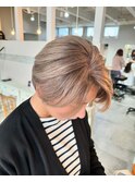 くすみベージュ