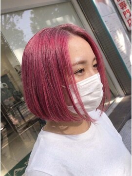 アッシュ 川崎店(Ash) チェリーピンク ブリーチあり ボブ